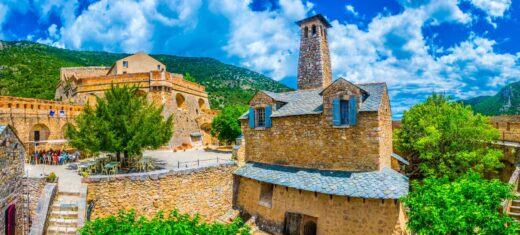 Villefranche-de-Conflent&#x20;&#x3A;&#x20;Un&#x20;Tr&#x00E9;sor&#x20;M&#x00E9;di&#x00E9;val&#x20;Nich&#x00E9;&#x20;au&#x20;C&#x0153;ur&#x20;des&#x20;Pyr&#x00E9;n&#x00E9;es&#x20;Catalanes